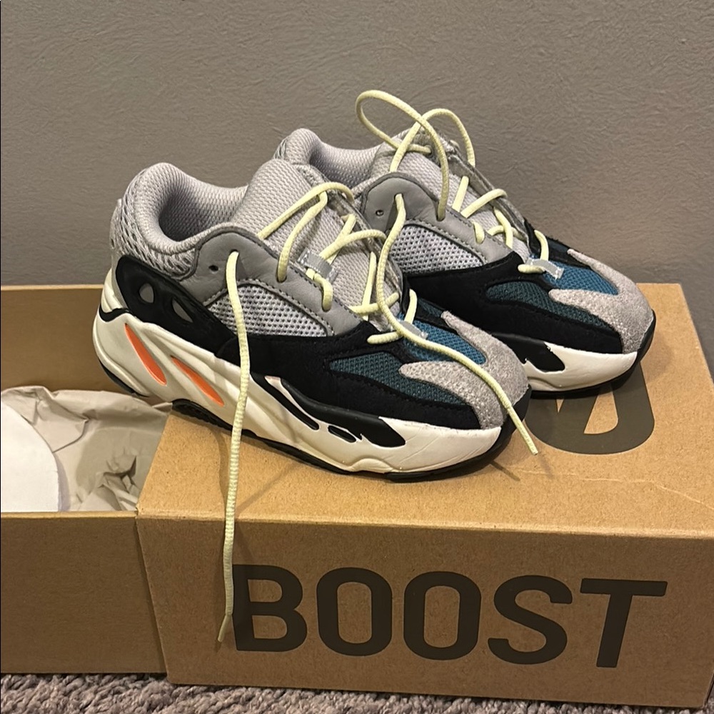 Kids' Gray and Black Sneakers